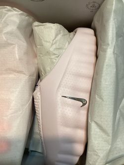 Nike mind pearl pink Size 9