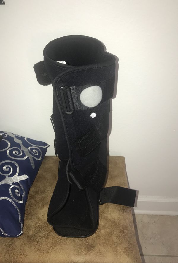 Orthopedic Boot for Sale in BVL, FL OfferUp