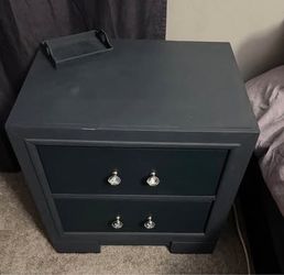 2 Drawer night stand