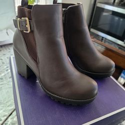 Booties With Heel Size 7 Womens