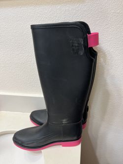 Woman’s Size 6 Pink Rain Boots 