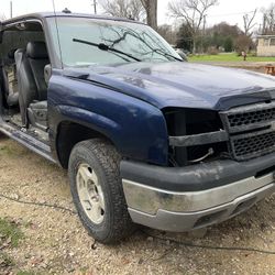 2003 Chevy silverado PARTS