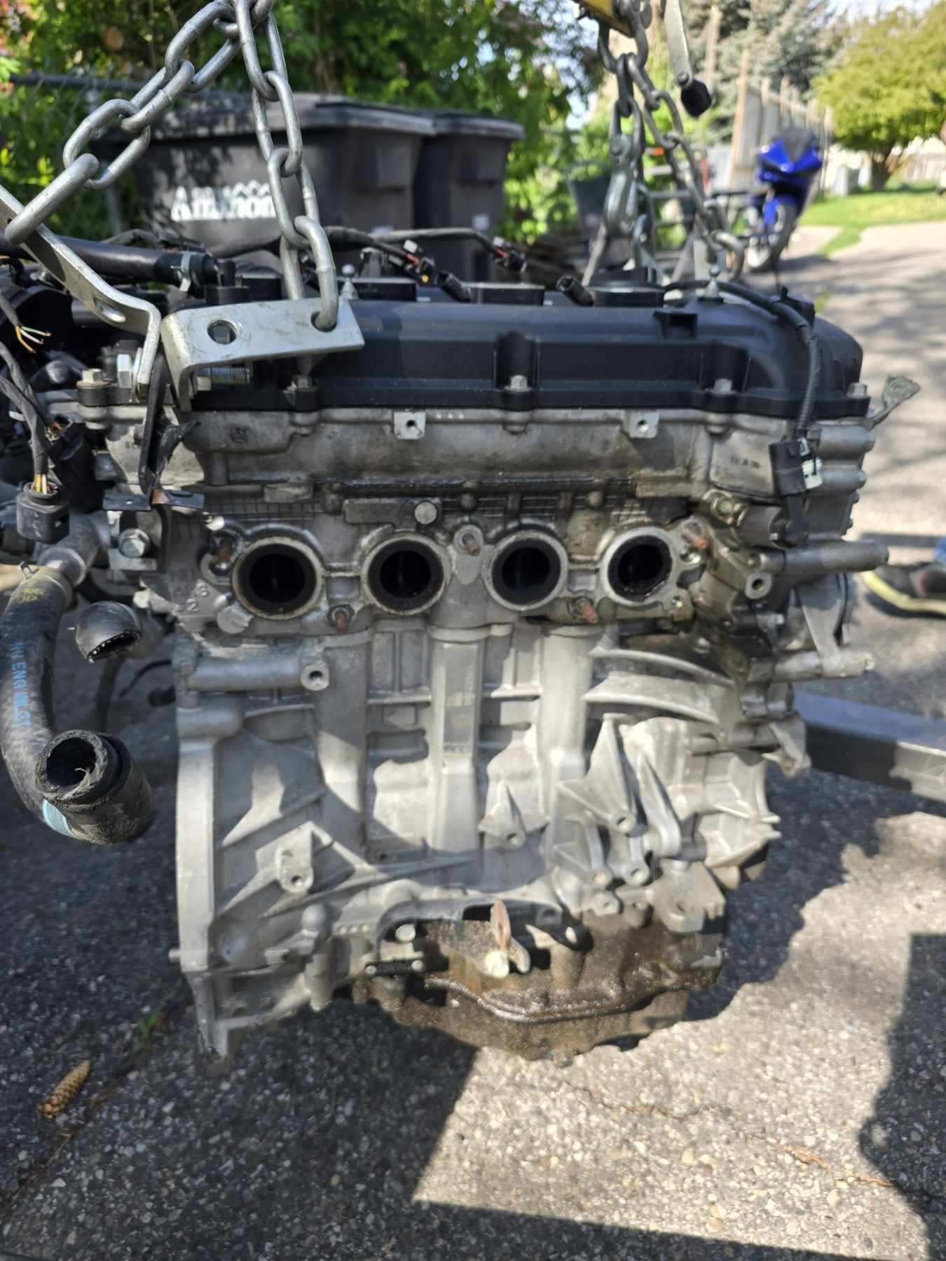 Hyundai elantra or Kia 2.0
