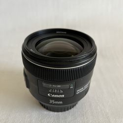 Canon EF 35mm 2.0 Lens