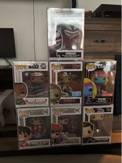 7 Funko Pop Lot