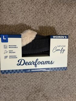 Brand New Dearfoam Slippers 