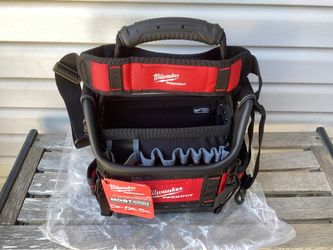 Milwaukee PACKOUT 10” Structured Tote.  Brand NEW.  NUEVO.