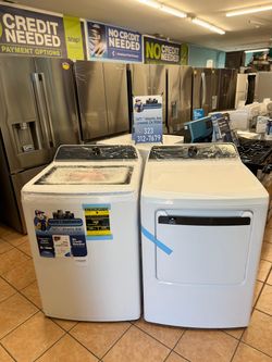 Frigidaire 4.4 Cu Ft Washer and 7.0 Cu Ft Gas Dryer