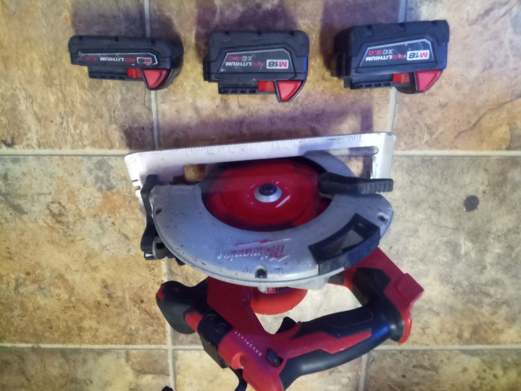 Milwaukee Cordless Skill saw