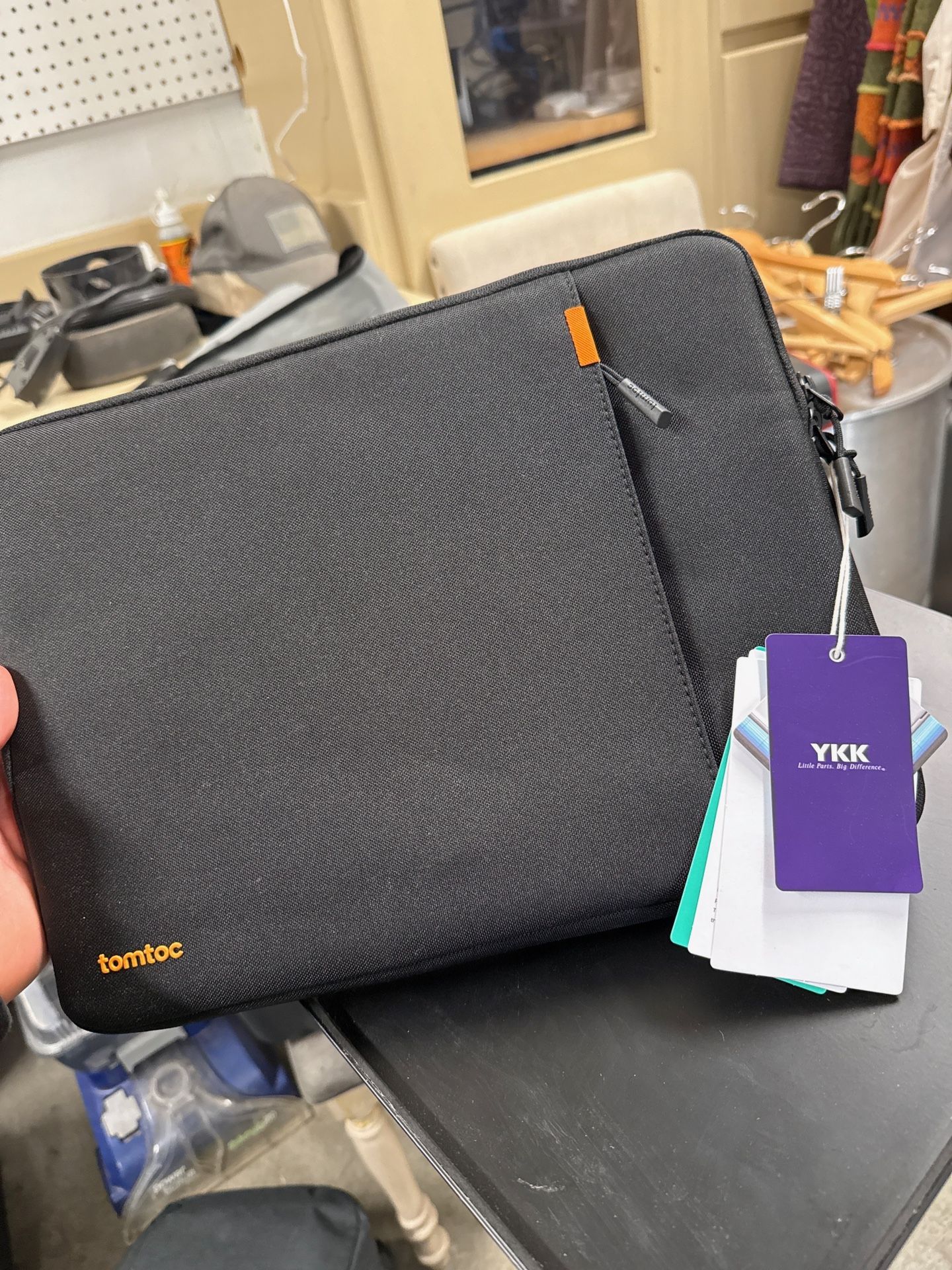 tomtoc Laptop Sleeve (brand new)