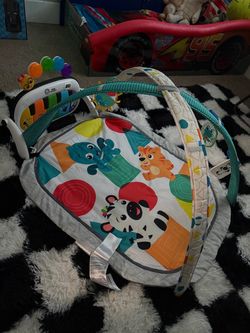 Baby clothes/play mat