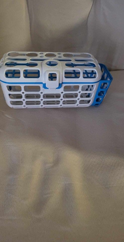 Munchkin Dishwasher Basket