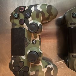 PS4 Controllers 