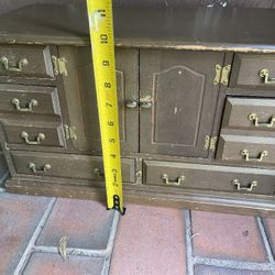 Small Jewelry Cabinet (Nice Piece)