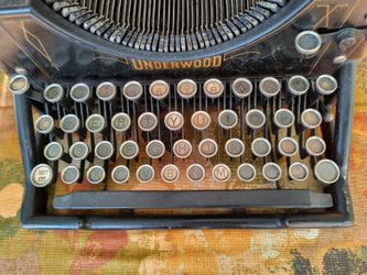 1925 Typewriter