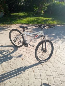 Highland bike size 26 we can also negotiate a lower price