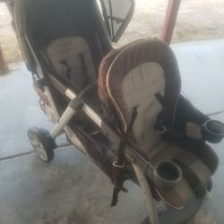 checo double stroller