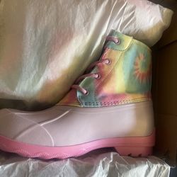 Sperry Size 6 Youth Or 8 Women