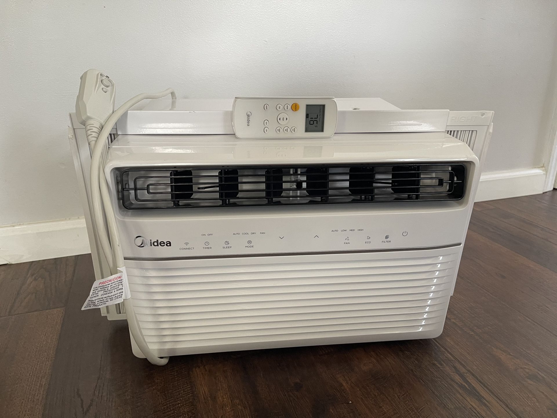 Midea 8,000 BTU AC, White, (Includes Remote)