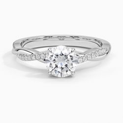 Moissanite  Ring