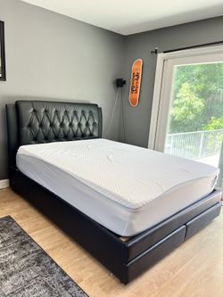 Queen size Headboard And Bed Frame. 