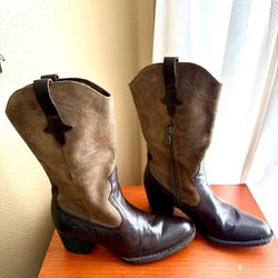 BORN Brown Leather Western Boots Size 6M