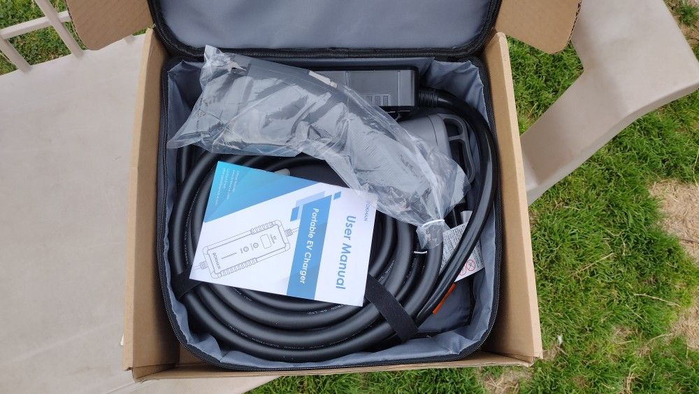 bokman Portable Level 2 EV Charger (240V, 32A) with 25ft Charging Cable