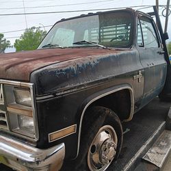 For sale is a 1982 Chevrolet C30 Flatbed Truck. This 1 Ton Dually Pickup is a great project truck for serious buyers.