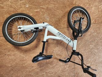 Strider Balance bike for kid