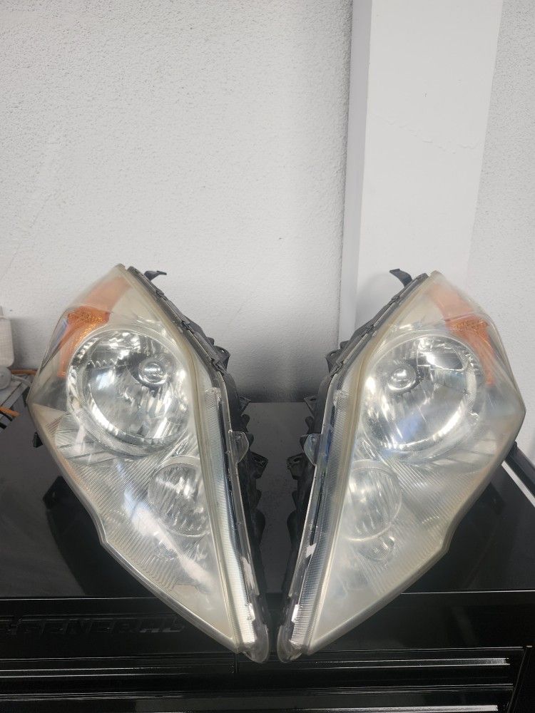 Honda CR-V 2007 Headlights