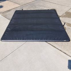 Tri-Fold Tonneau Cover – Gator SFX