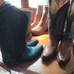 5 Pairs Ladies Footwear 