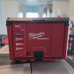 Milwaukee PACKOUT Durable Cabinet Storage System  48-22-8445