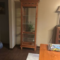 Broyhill  Curio  Cabinet