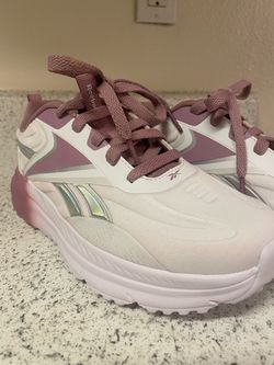 Reebok Sneakers