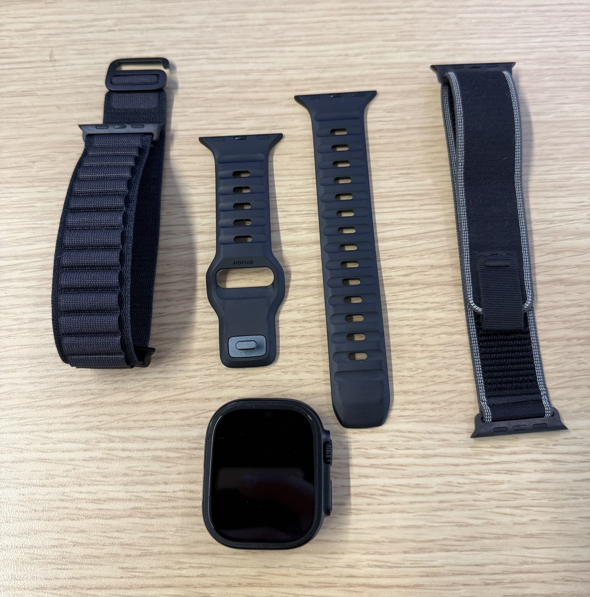 Apple Watch Ultra 3 (49mm Black Titanium) + 3 Bands – Excellent Condition
