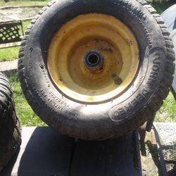 Power mower tires 10$