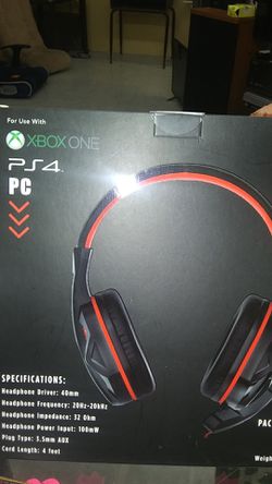 Viper gaming headset(for use with PS4 AND XBOX ONE) AND PC-BRAND NEW IN BOX!