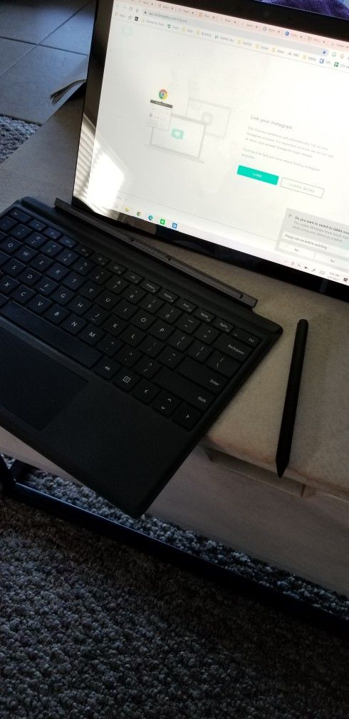 Surface 6 PRO (2019) Matte Black W/ Pen And Keyboard 128/8GB