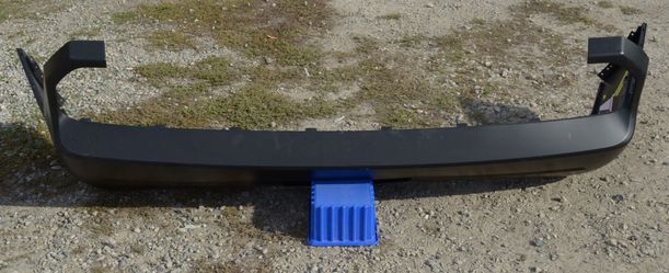 USED AFTERMARKET REF#U0263 || 2008-2014 DODGE CHALLENGER || REAR BUMPER COVER ONLY