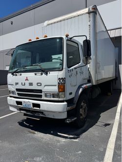 2004 Mitsubishi Fuso FM260 26’box truck