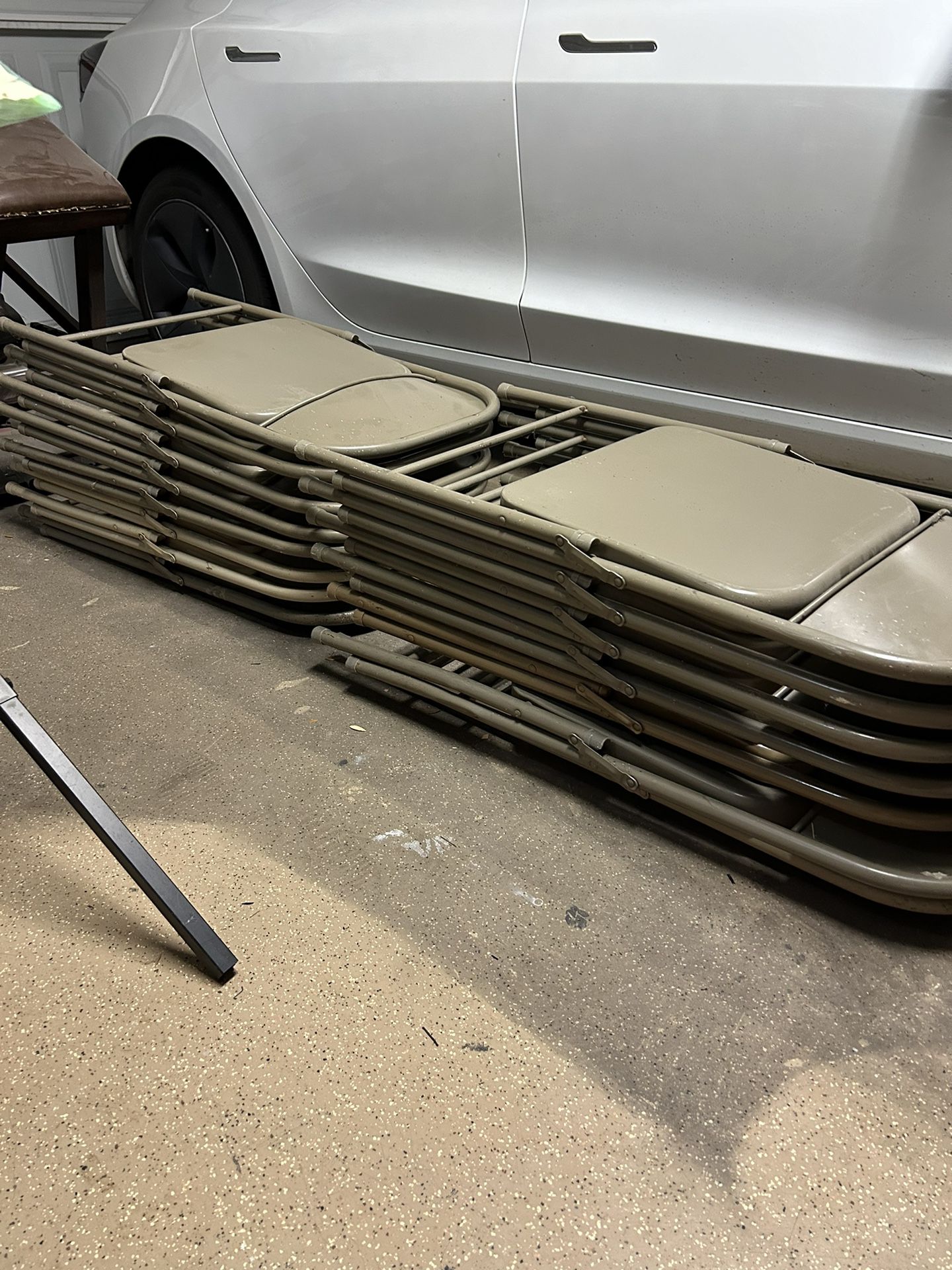 15 Metal Folding Chairs. 