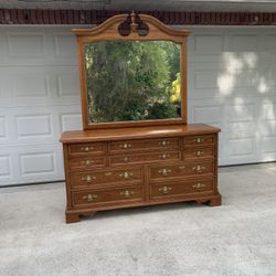 10 Drawer Dresser By Bassett Furniture 