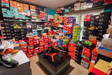 Looking to buy sneaker collections — any size, any quantity.