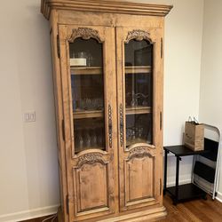 French Country Display/ storage Hutch