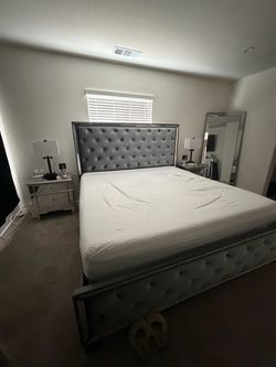 GREY KING BED