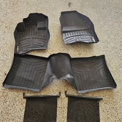 Car Floor Mats & Rear Window Screens 