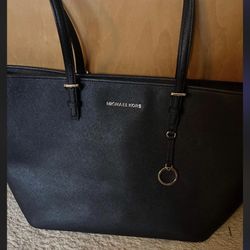 Michael Kors Tote