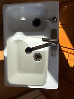 Kohler White Cast Iron Ceramic Kitchen Sink w/Faucet and Disposal
