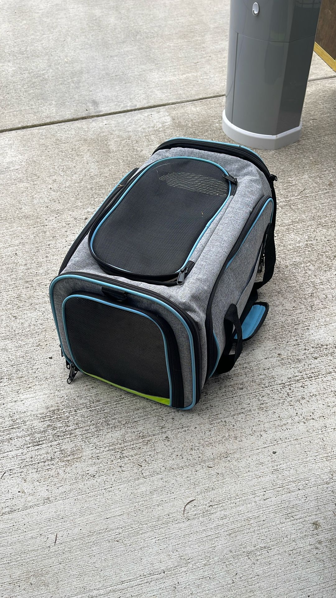 Expandable Small Pet Travel Crate